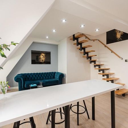Szafir Apartament 코워브제크 외부 사진
