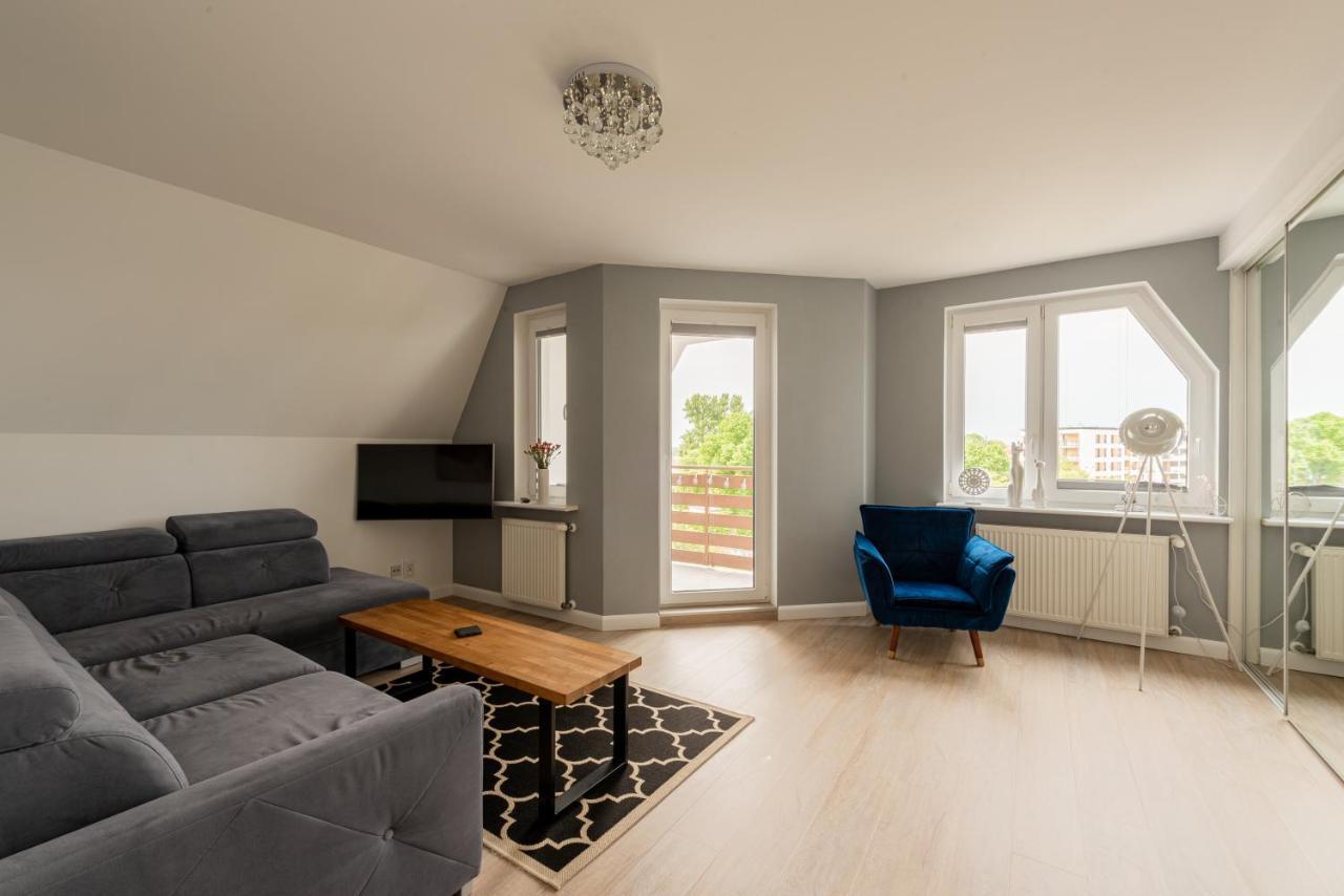 Szafir Apartament 코워브제크 외부 사진
