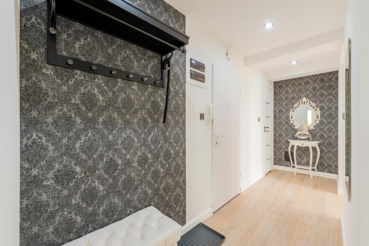 Szafir Apartament 코워브제크 외부 사진