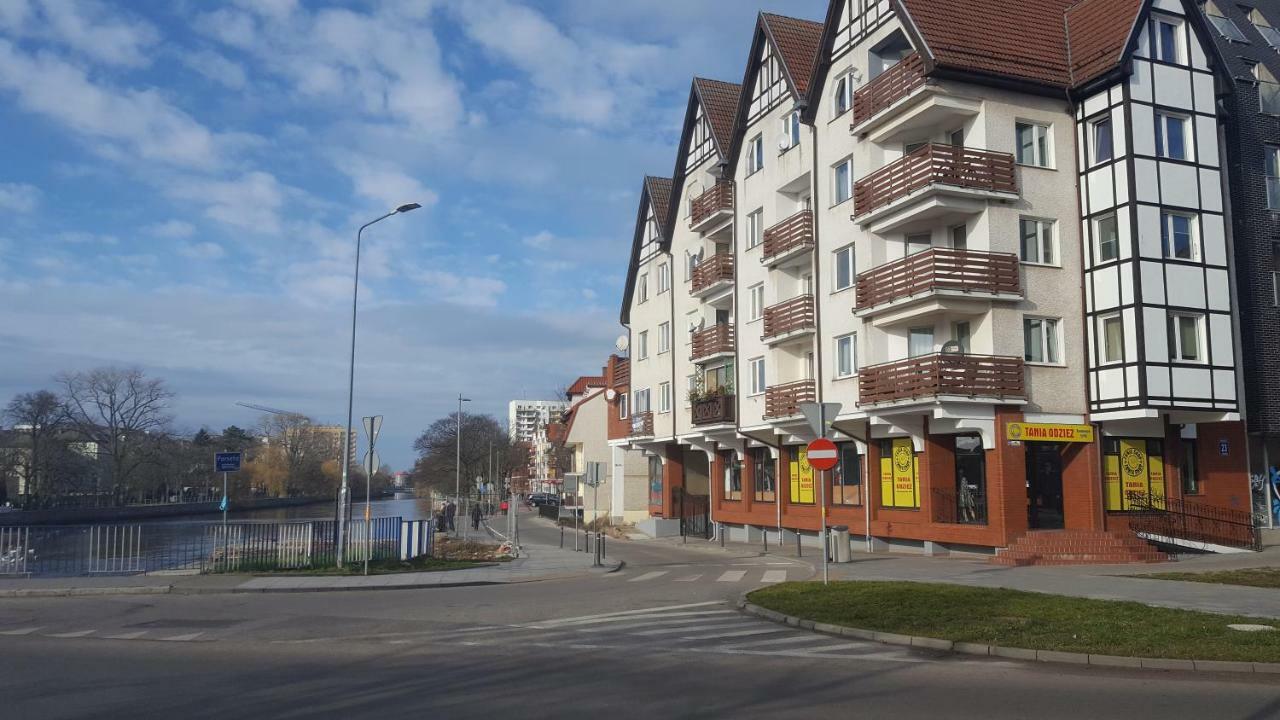 Szafir Apartament 코워브제크 외부 사진